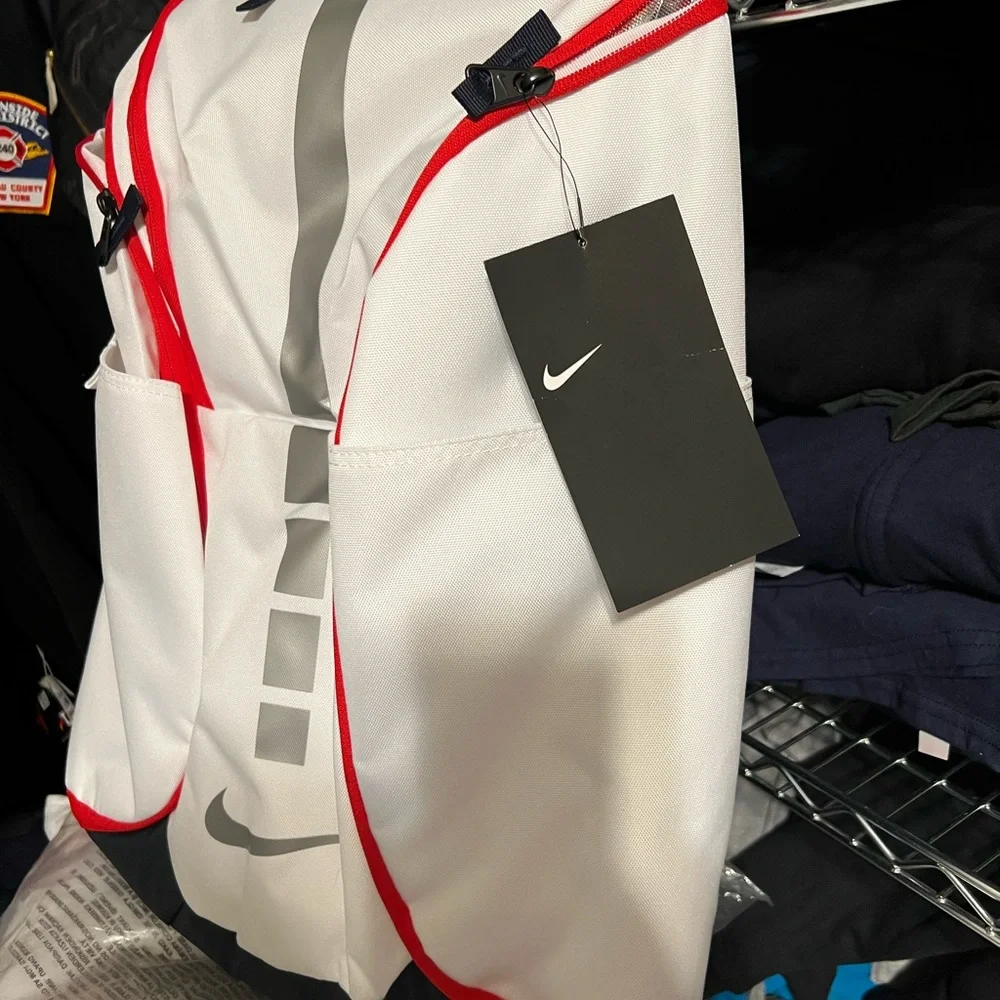 NWT- Nike Hoops Elite Basketball Backpack